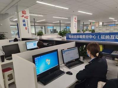 成都高新區(qū)稅務局應用數(shù)字稅務員工實現(xiàn)留抵退稅“閃提速”信息咨詢服務